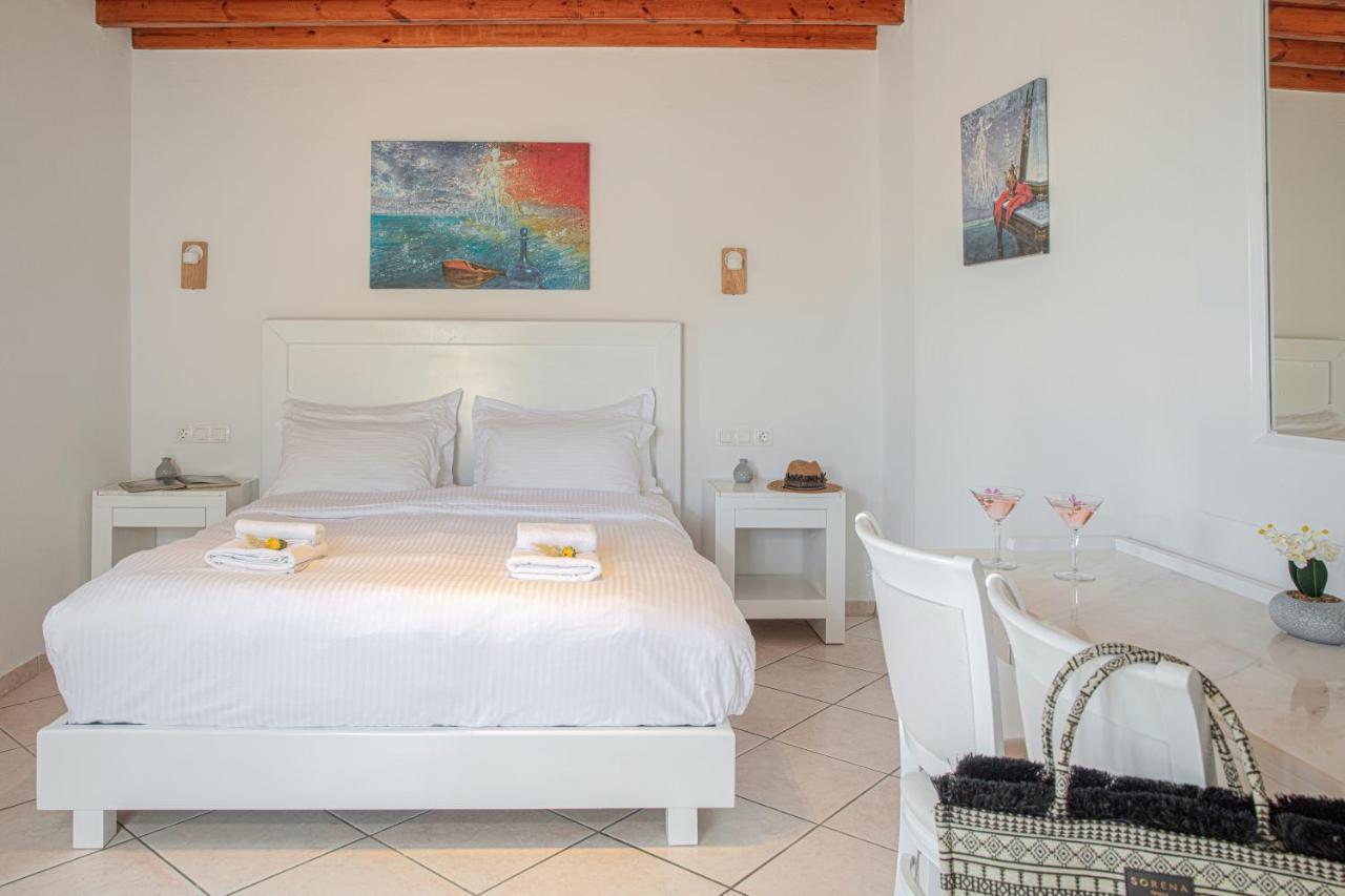 Corfostar Rooms Mykonos Town Екстер'єр фото