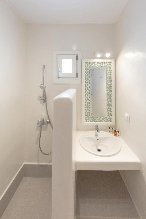 Corfostar Rooms Mykonos Town Екстер'єр фото